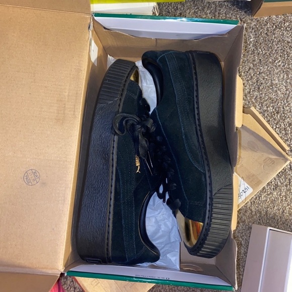 Puma shoes - Picture 5 of 6